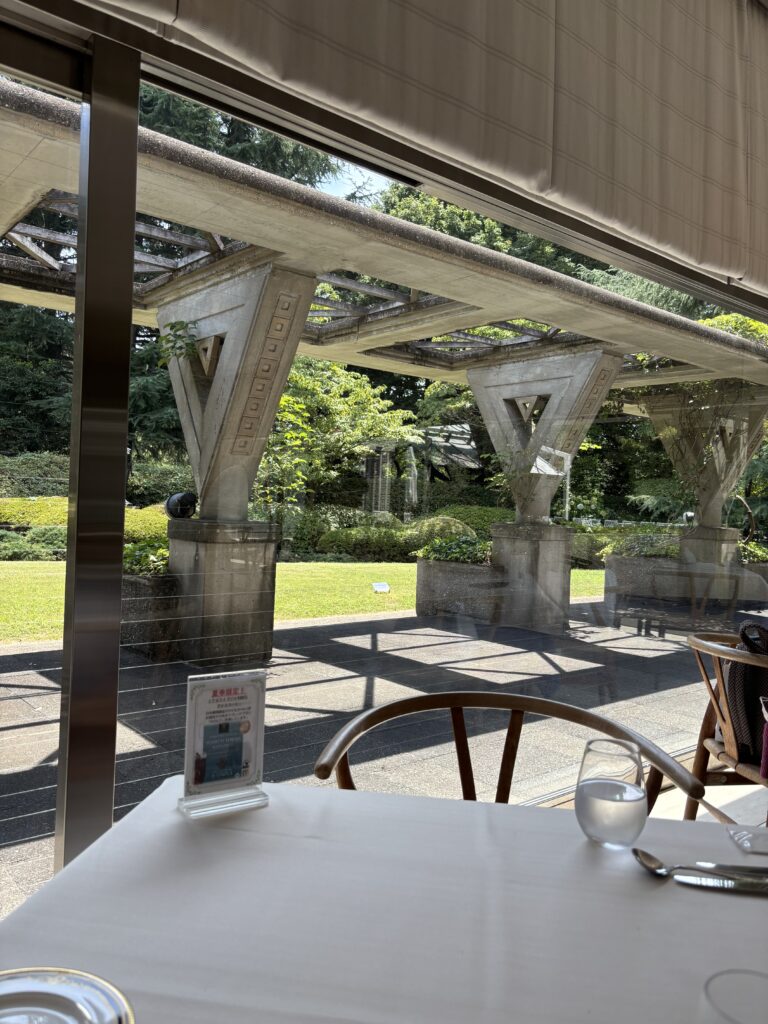 公園内レストラン